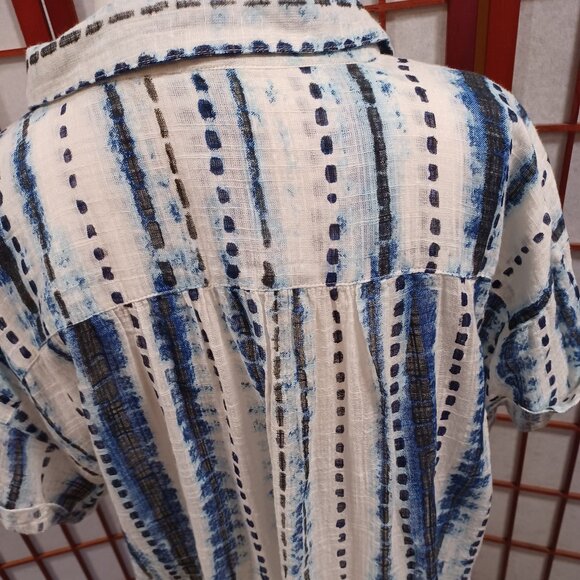 Once Worn SUNDANCE Cruise wear Short Sleeve Blouse LG  Button, collar, "gauzey" - Picture 4 of 9
